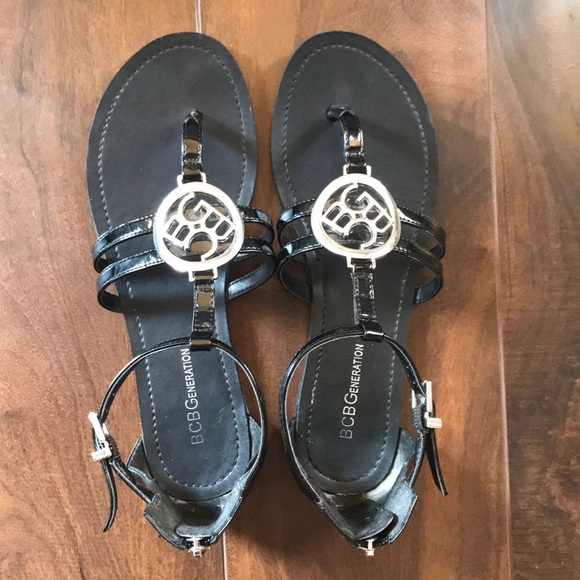 ✨BCBG✨ BLACK PATENT GLADIATOR SANDALS - Picture 3 of 8